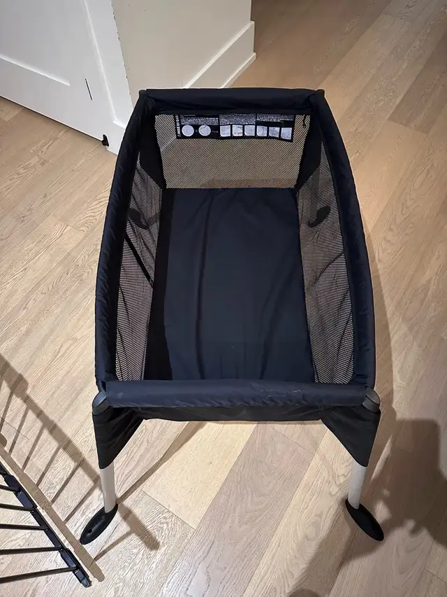 Phil & Teds Bassinet in Cribs in City of Toronto - Image 2