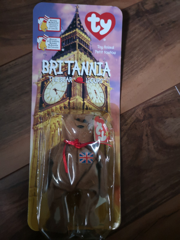 1999 Britannia The Bear; Beanie Baby, in the box dans Art et objets de collection  à Kitchener / Waterloo