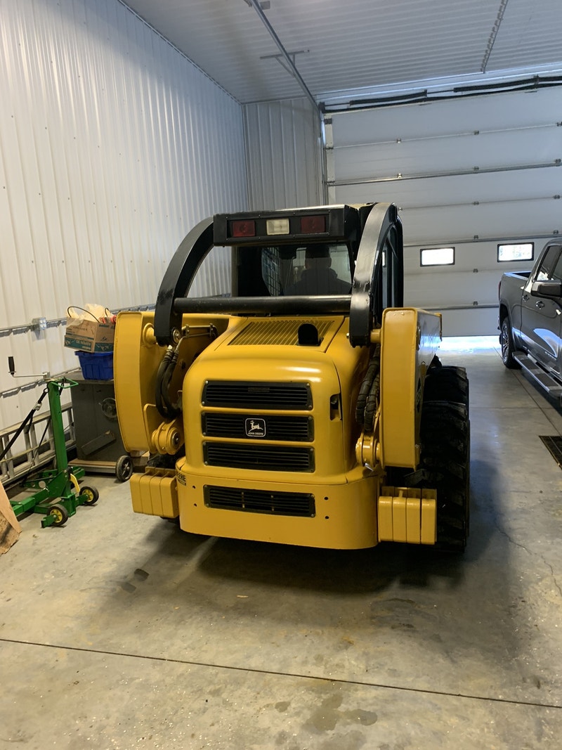 JOHN DEERE 260 Skid Steer ***Sold Pending Pickup*** Heavy Equipment