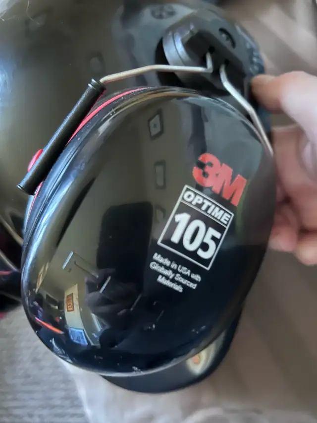 hard hat with 3M muffs596426934579384321