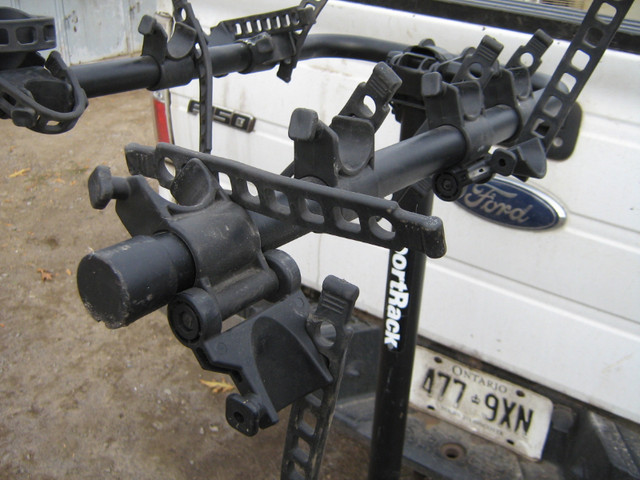 SPORTRACK HITCH BIKE RACK - In NEWCASTLE in Clothing, Shoes & Accessories in Oshawa / Durham Region - Image 2