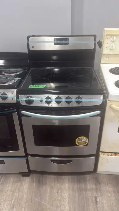 GE 24 W ELECTRIC STOVE RANGE OVEN, View more