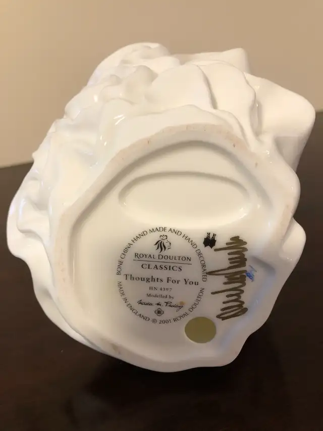 Royal Doulton & Coalport - Authentic Made In England in Arts & Collectibles in Mississauga / Peel Region - Image 9