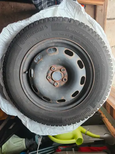 Continental WinterContact SI Plus Winter Tires x4 (195/65 R 15 95T) On factory rims for VW Golf City...