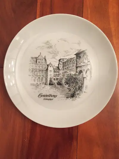 Heidelberg Germany AK Kaiser Schloss Collector Plate, View more