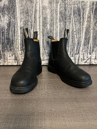 Black Leather Blundstone dress boots