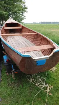 Ocean canoe with trailer