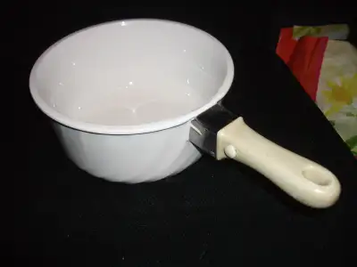 Casserole pan/ pot   ARCOFLAM de France  detachable handle , 4", View more