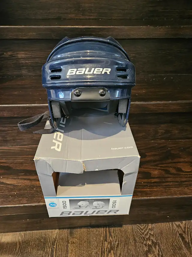 Bauer Kids Hockey Helmet (size XS) in Hockey in Markham / York Region - Image 2