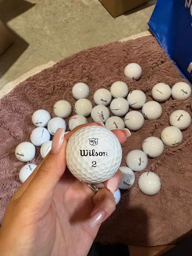  Noodle & Wilson Staff golf balls in Golf in Ottawa - Image 3