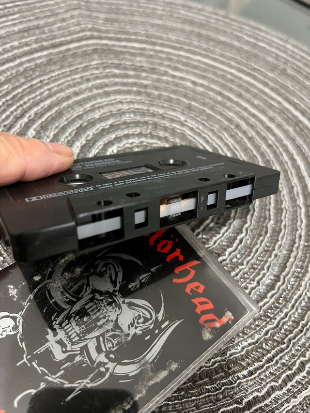 audio cassette Motörhead , No Remorse, Long play cassette dans Autre  à Ville de Montréal - Image 3