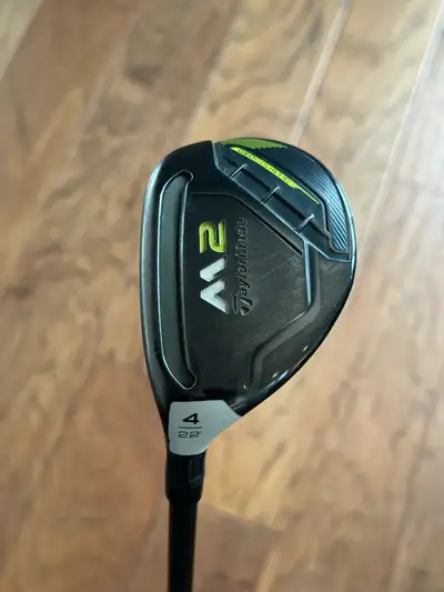 Taylormade M2 hybrid left handed. With headcover.