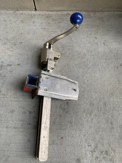 Edlund reliable manual can opener with Plated Steel Base Capacity: cans up to 11" tall $75