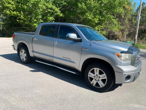 2010 Toyota Tundra Limited 