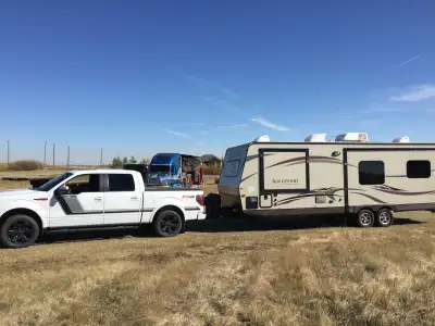 2014 27 foot travel trailer.