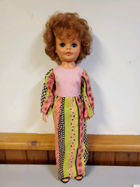 Vintage Doll Reliable ToysMadeIn Canada60s-70s Flower Child Dres