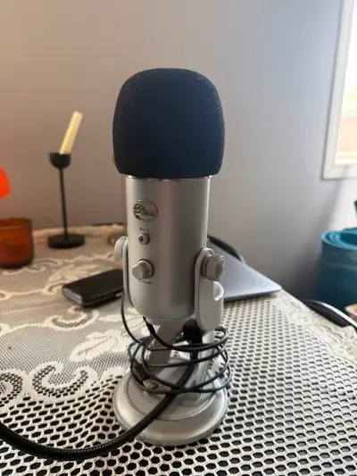 Blue yeti microphone with 2 filters included. Great condition, barely used. Works perfectly! Pickup...
