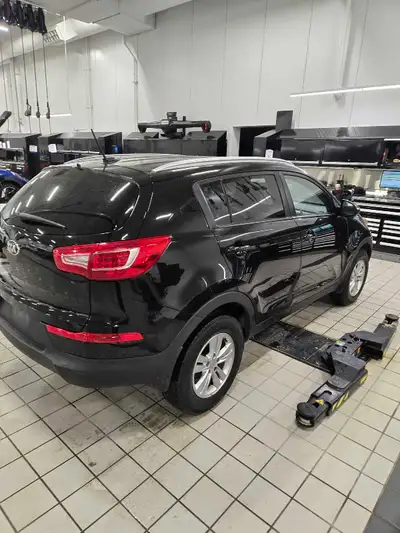 2013 Kia Sportage, FWD, Auto, A/C ,heated seats, 2 key fobs RKE, brand new engine installed in Janua...