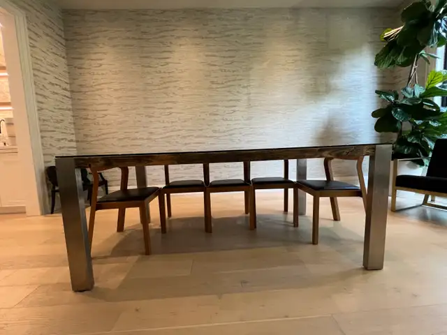 Reclaimed wood dining room table in Dining Tables & Sets in City of Toronto - Image 4