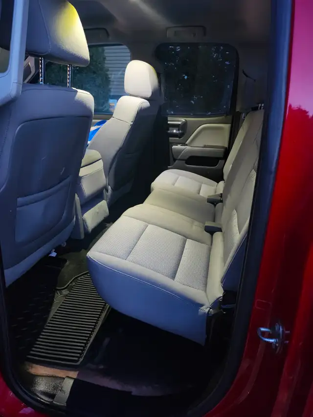 2014 Chev Silverado 1500423430073594695686
