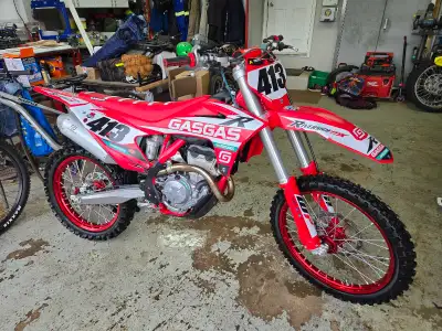 2021 GasGas MC250F. Upgrades include map switch and hour meter. Fresh oil and air filter. Actual hou...