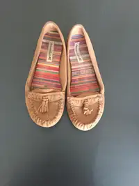 american Eagles ladies shoes