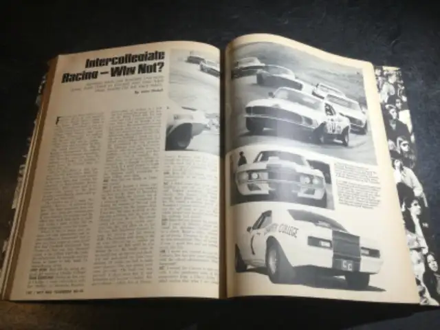 1970 Hot Rod Yearbook #10 Drag Racing Funny Cars Stock Cars Baja in Non-fiction in Parksville / Qualicum Beach - Image 8