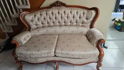 Very Nice Classic Loveseat!, View more