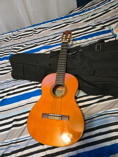 Guitare classique  Yamaha 1/2 cgs102a, View more