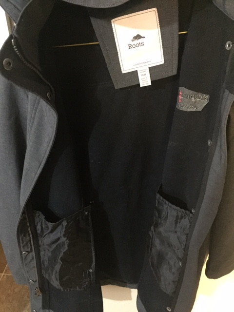 Roots 3/4 Length  Fleeced Jacket in Women's - Tops & Outerwear in Vernon - Image 3