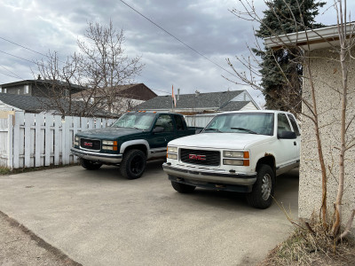 2 1997 GMC a 1500 and a 2500