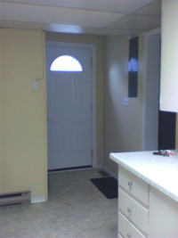 BOWMANVILLE TW0 BEDROOM APT. AVAILABLE IMMEDIATELY