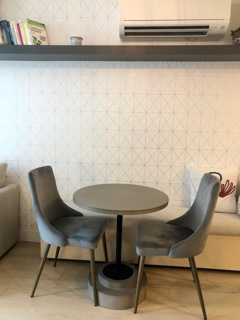 Condo entièrement meublé Atwater balcon parking — photo 3
