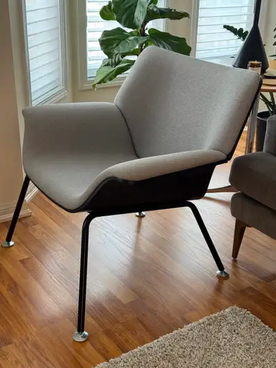 Multiple Herman Miller Swoop chairs available. In great condition. One of the chairs has a scratch o...