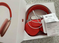 Apple Airpod Max Red