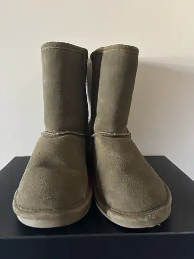 Softmoc Winter Boots Size 7, View more