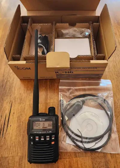 icom IC-R6 communications receiver , View more