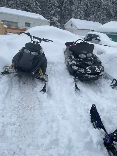 Just looking to see if anyone is interested in trading for a dirt bike 2003 skidoo mxz 600 ho 2002 s...