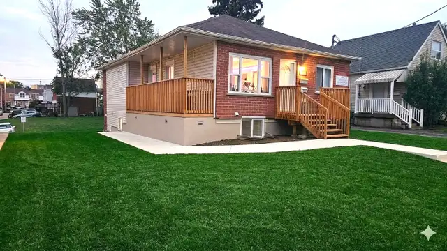 $799 @ 27B***UTIL. INCL. 5-BDRM HOUSE W/USE OF YARD CLOSE TO WLU