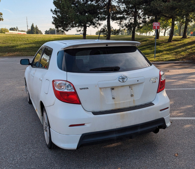 2010 Toyota Matrix XR FWD 2.4L for Sale in Cars & Trucks in Markham / York Region - Image 4