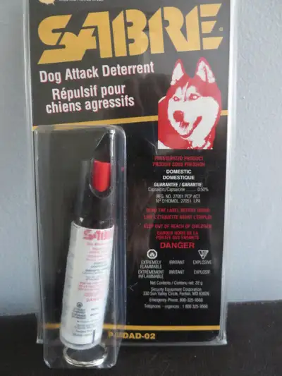 Si un chien agressif s'approche, vous voulez vous sentir en confiance en sachant que vous pouvez l'e...