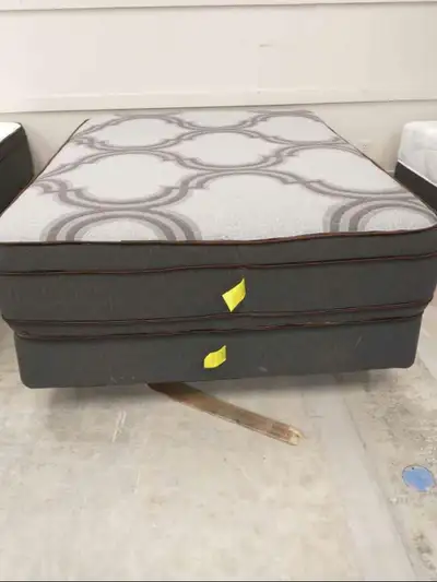 CALL OR TEXT NOW: (**647-495-9167**) (WhatsApp) ️ BRAND NEW BEDFRAME, MATTRESS & BOX SPRING SETS – A...