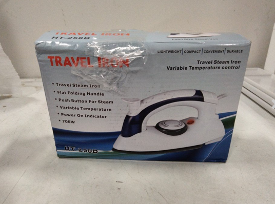 Portable Foldable Handheld Steam Travel Iron in Irons & Garment Steamers in Markham / York Region - Image 3