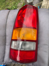 1999-2003 Silverado tail light / fuel door