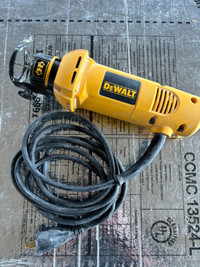 Dewalt Drywall Cutout Tool (Corded)