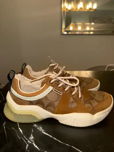 Coach Men's Sneakers size 7, View more
