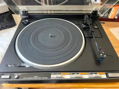 JVC L-F210B fully automatic direct drive turntable [SERVICED], View more