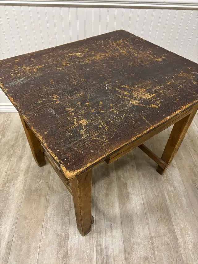 workbench or desk  in Other Tables in Nelson - Image 4