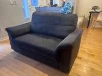 Ikea couch - 95% NEW