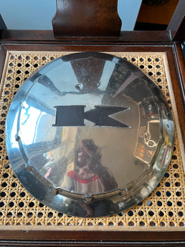 Vintage Kaiser 10" ‘Dog Dish’ Hubcap c.1952-54 in Arts & Collectibles in City of Toronto
